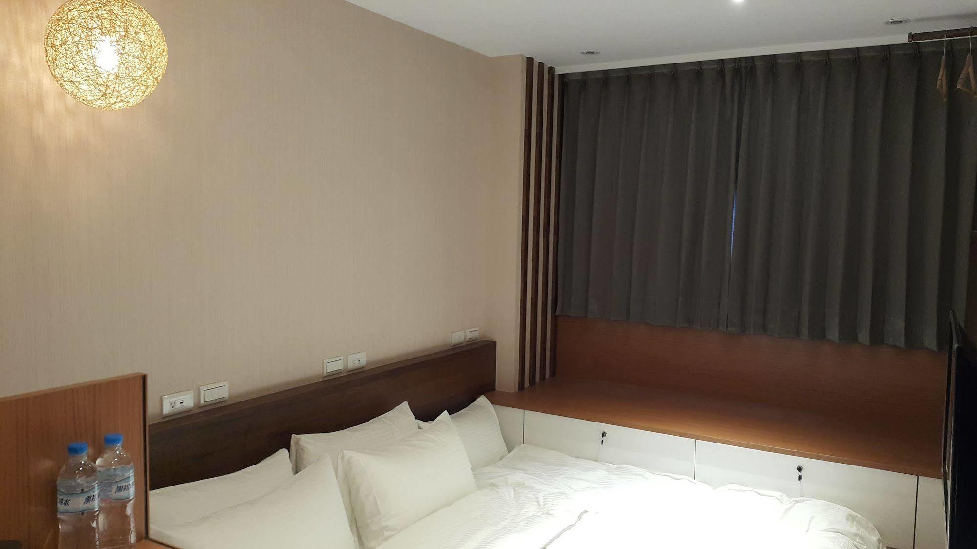 Bayman Hotel Đài Bắc Ngoại thất bức ảnh